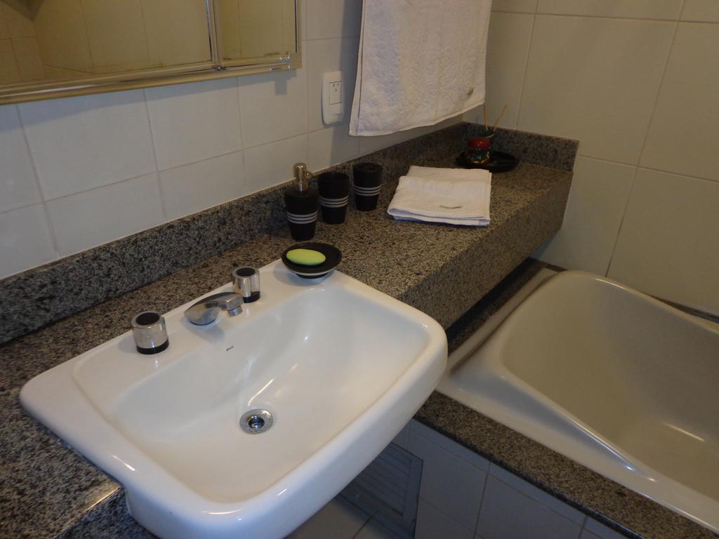 Apartamento Kami ポルト・アレグレ エクステリア 写真